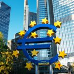 the-euro-skulptur-in-frankfurt-downtown-germany